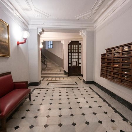227 - Largo Zecca Luxury Apartment - Nel Cuore Del Centro Di Genova Exterior foto